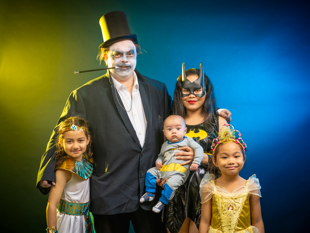 CapriCon 2023 family dressed in cosplay